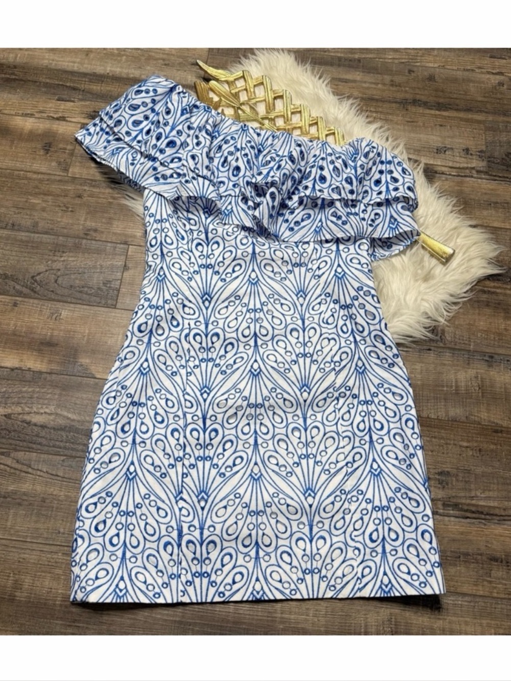 Lilly Pulitzer One Shoulder Eye White Blue Sheath Dress